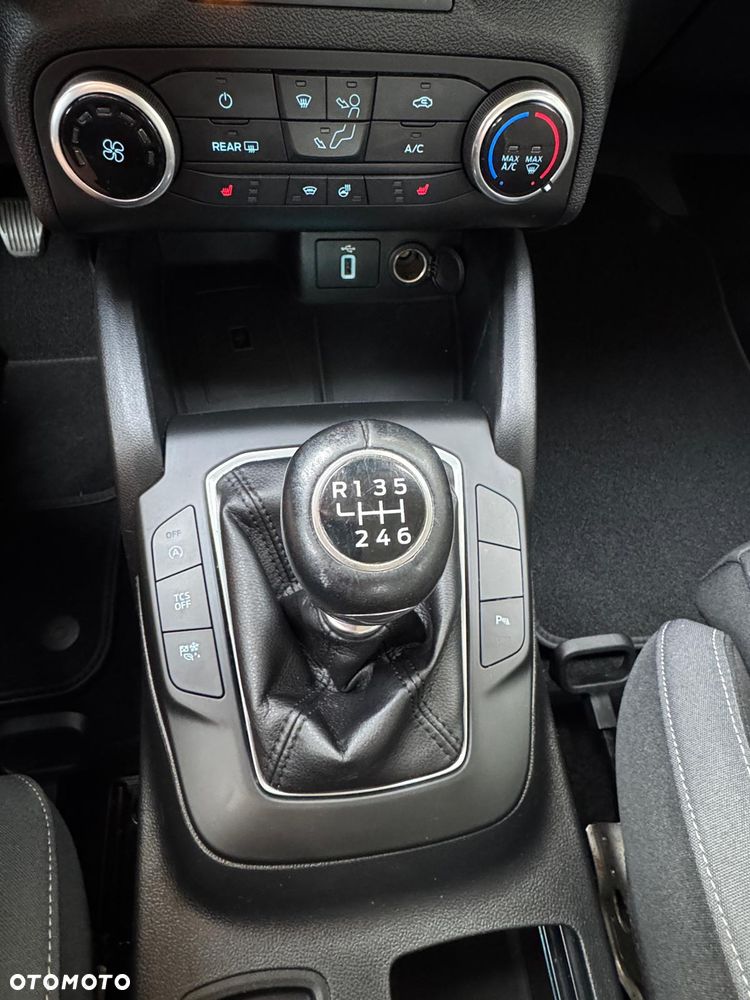 Ford Focus - 13