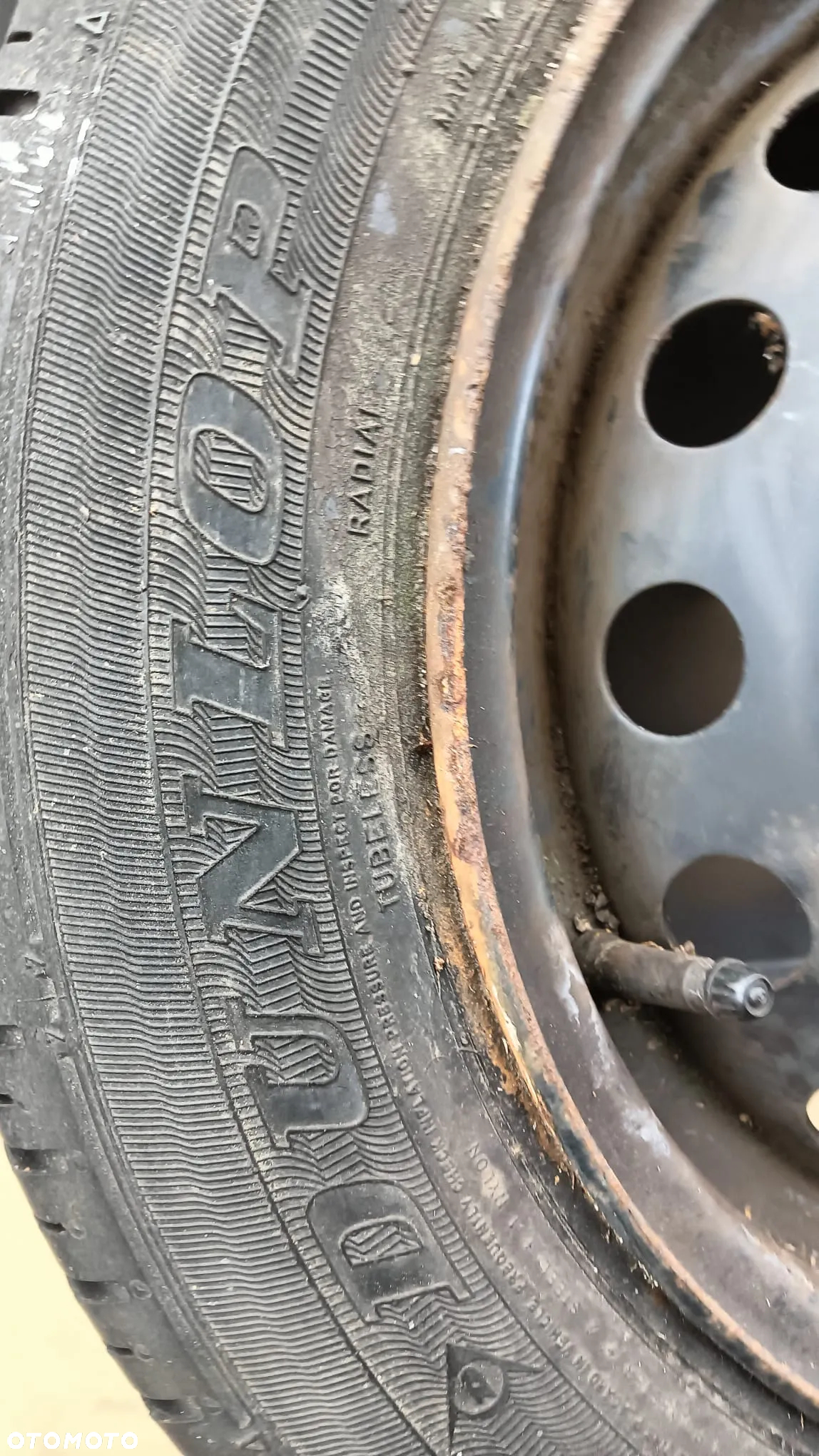 Koła stalowe opony zimowe Dunlop 175/65 R14 2013 VW 4x100 - 4