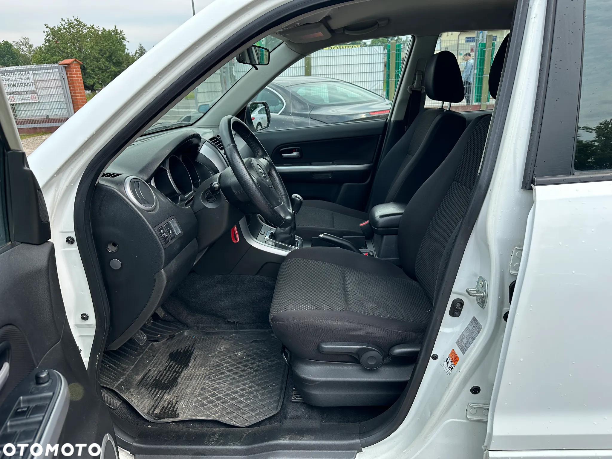 Suzuki Grand Vitara - 11
