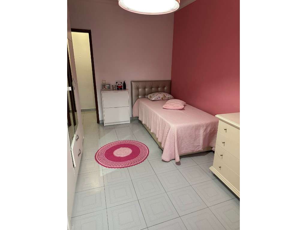 Oportunidade em Quarteira: Apartamento T2 a 500m da Praia! - Grande imagem: 4/17