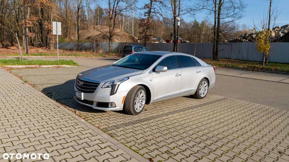 Cadillac XTS - 5