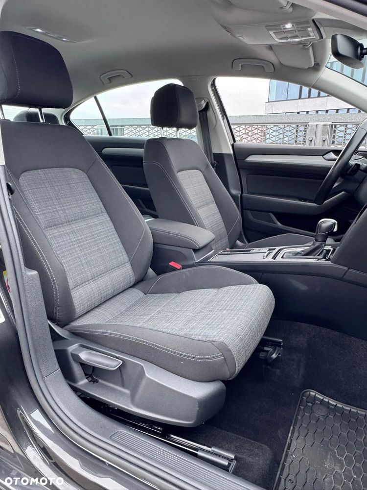Volkswagen Passat 2021