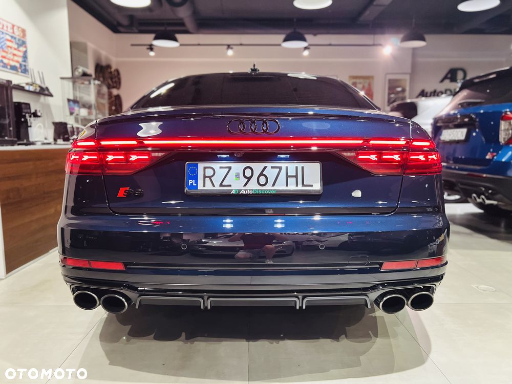 Audi S8 TFSI quattro tiptronic - 9