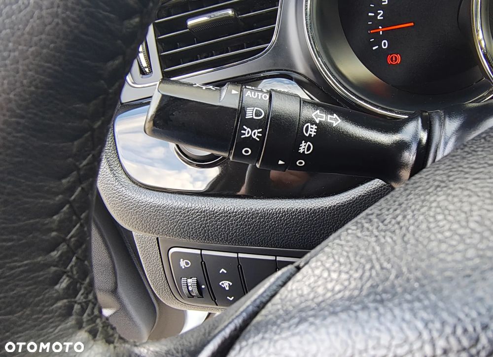 Kia Ceed 1.6 GDI Platinum Edition - 24