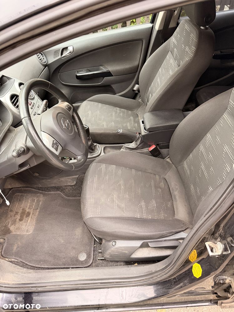 Opel Corsa - 8