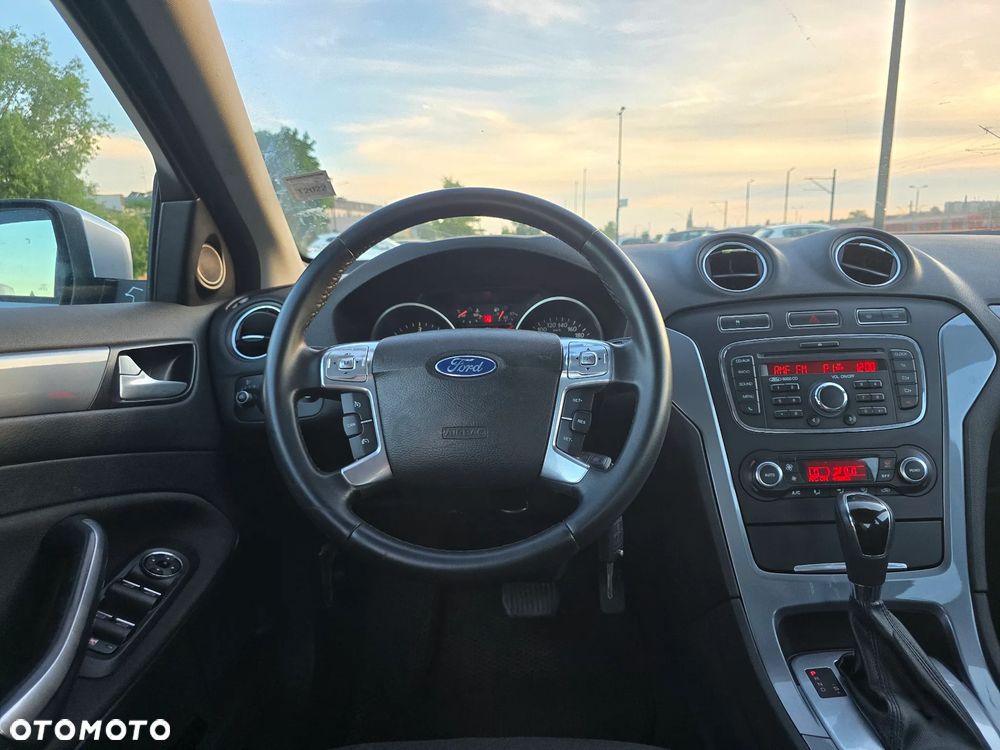 Ford Mondeo 2.0 TDCi Titanium - 16