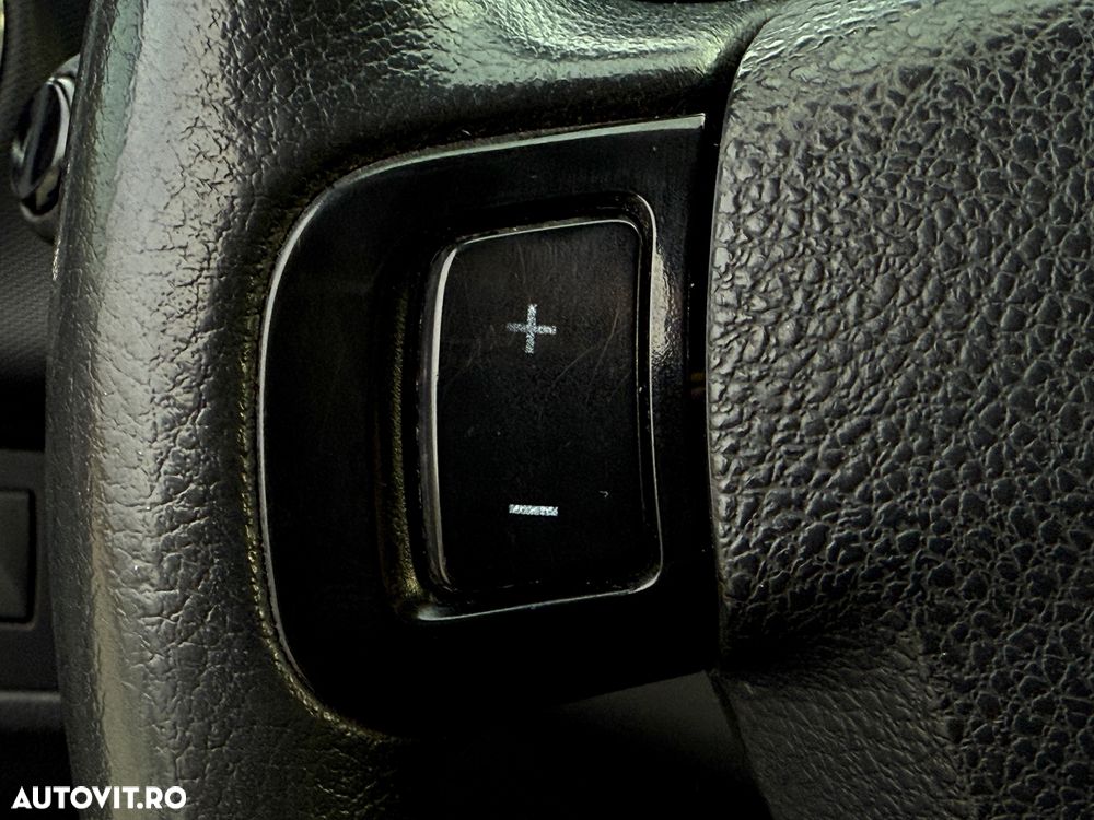 Dacia Sandero TCe 90 Laureate - 25