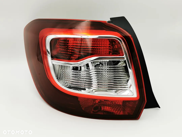 Dacia Sandero II 2 12 - 17 r Lampa Tylna Lewa Reflektor Oryginał Europa