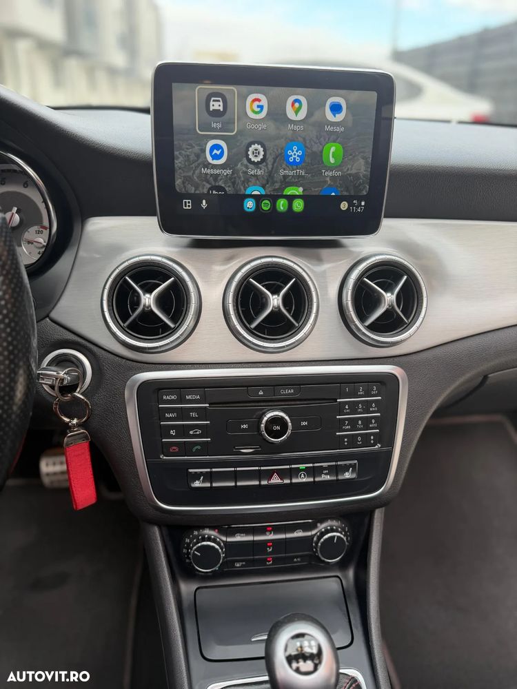 Mercedes-Benz CLA 180 AMG Line - 19