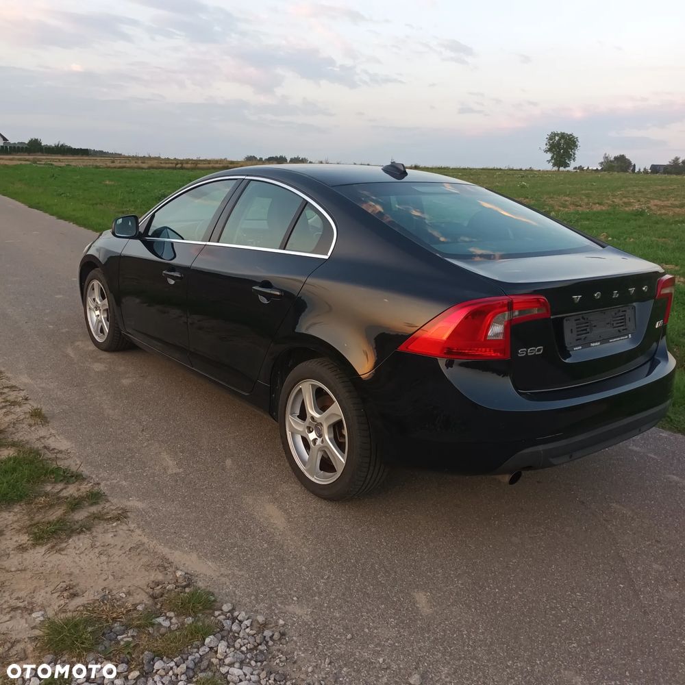 Volvo S60 D3 Momentum - 7