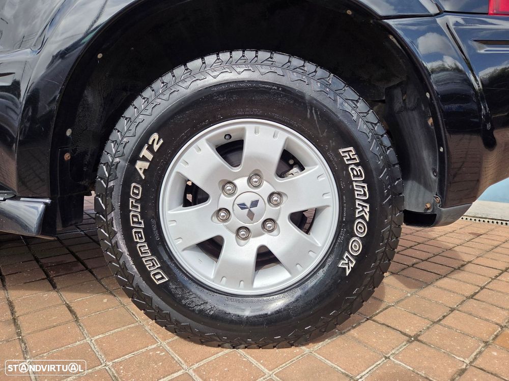 Mitsubishi Pajero 3.2 DI-D Auto Liberty - 10