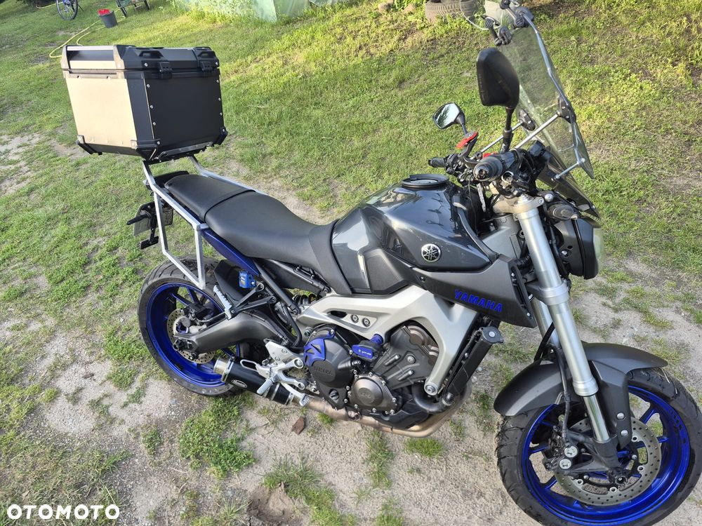Yamaha MT - 5