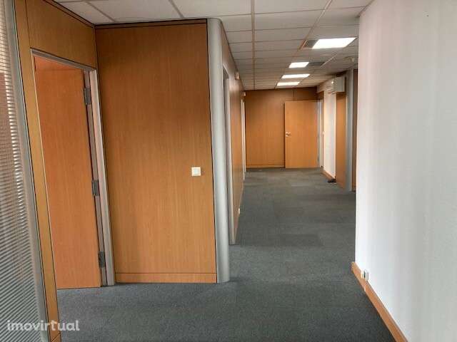 Escritório para arrendar em Lisboa, ao Chiado - Grande imagem: 3/13