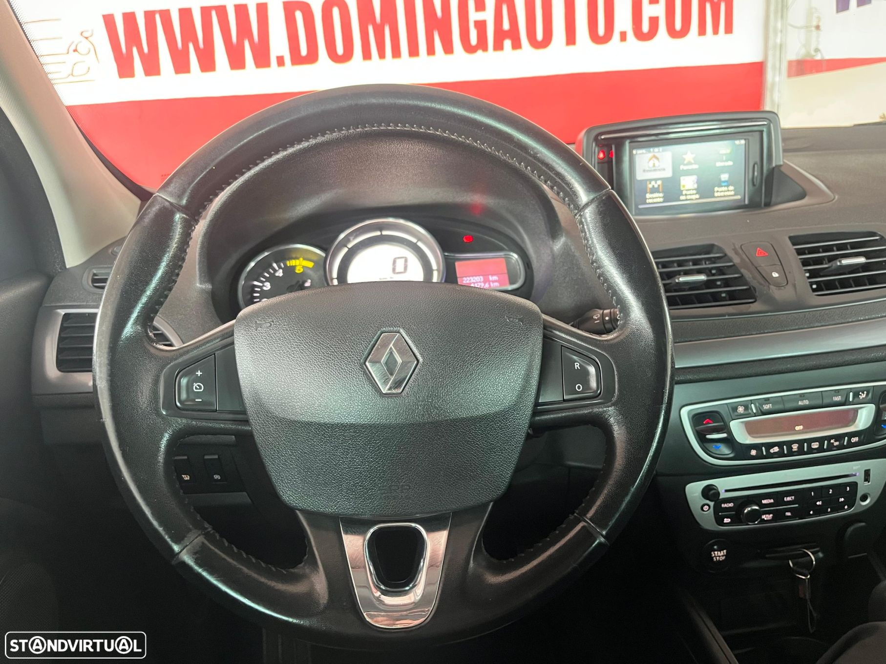 Renault Mégane Sport Tourer 1.5 dCi Limited SS - 17