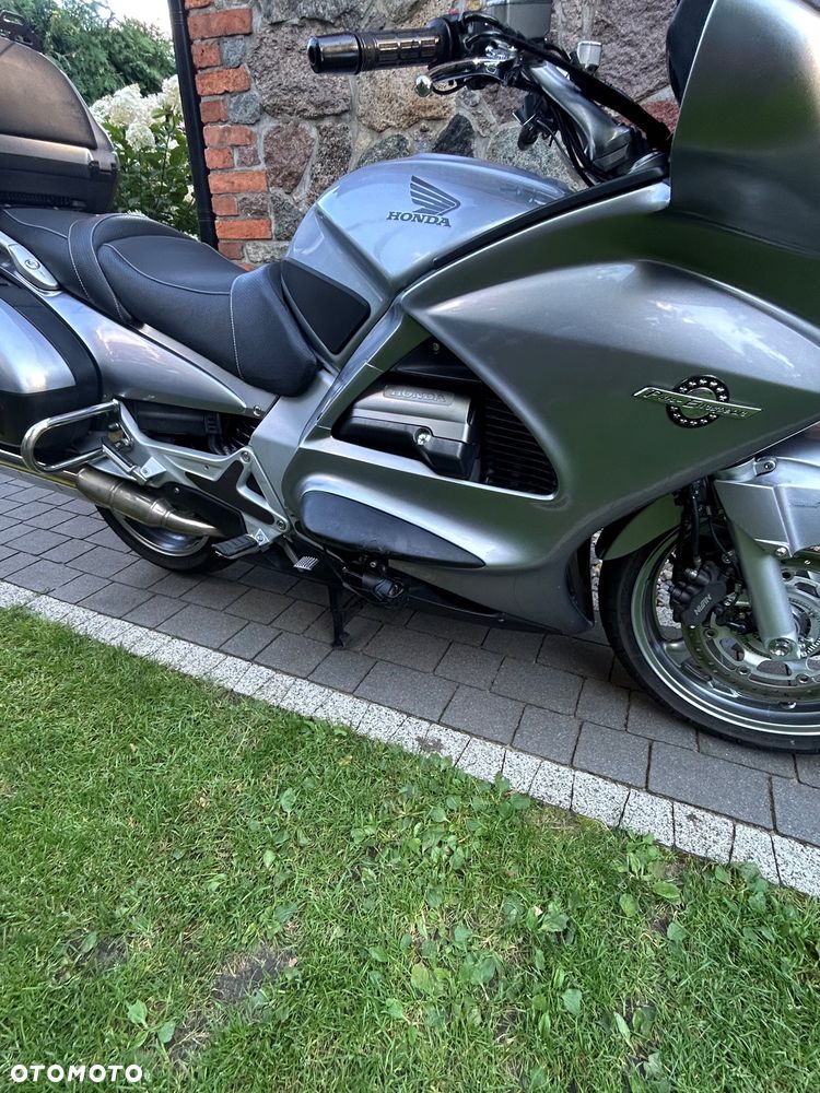 Honda ST - 3