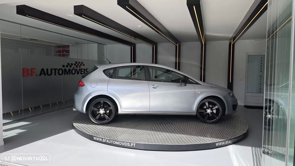 SEAT Leon 1.6 TDI Sport - 8