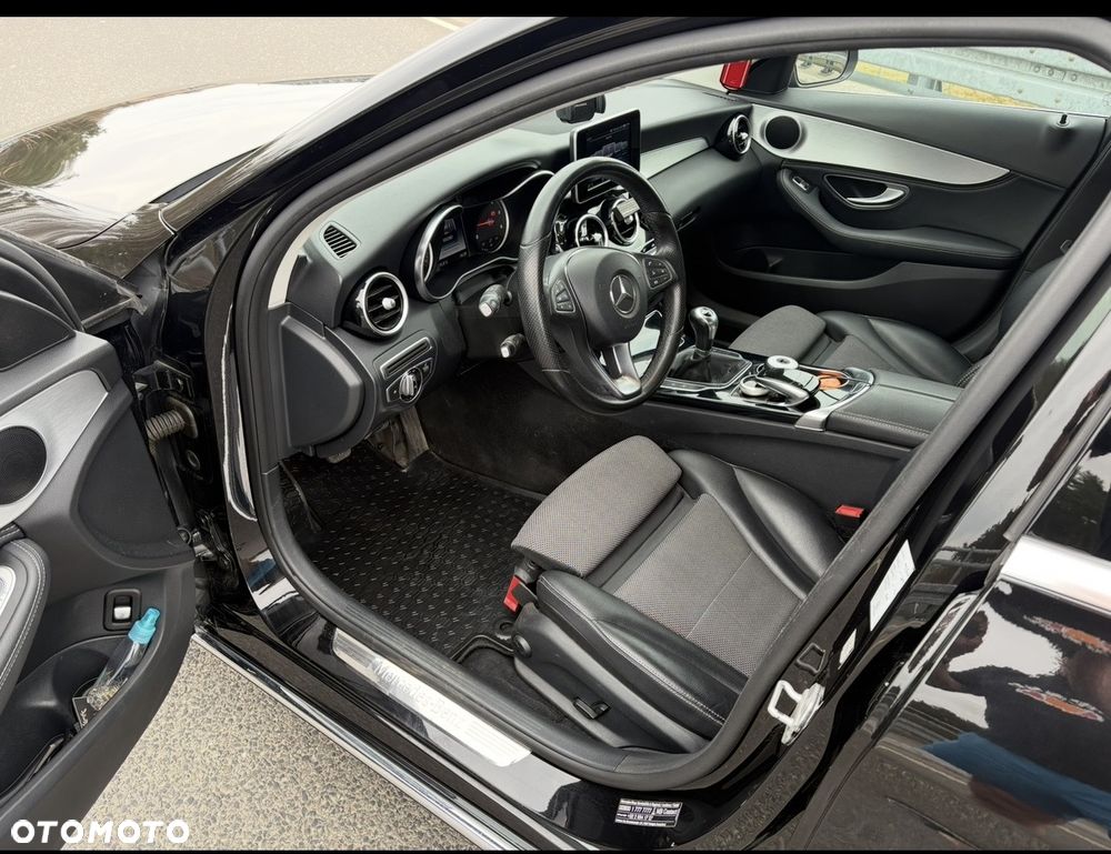 Mercedes-Benz Klasa C 180 (BlueTEC) d Avantgarde - 15
