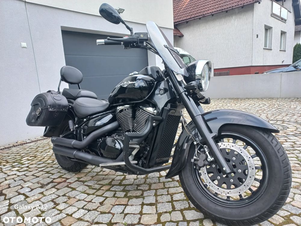 Suzuki Intruder - 9