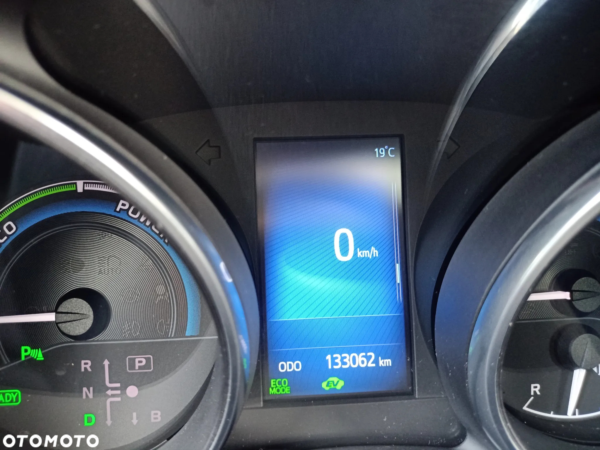 Toyota Auris Hybrid 135 Prestige - 30