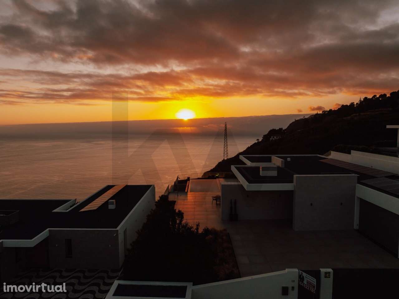 Moradia de Luxo completamente mobilada e equipada situada numa falésia - Grande imagem: 2/60