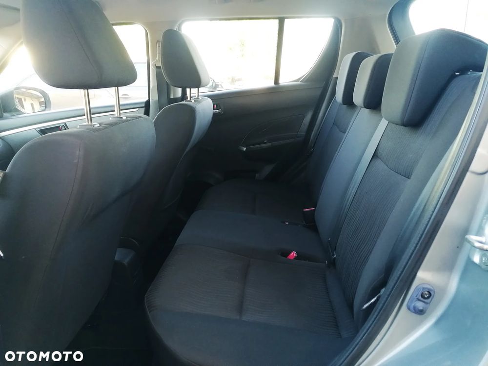 Suzuki Swift - 12