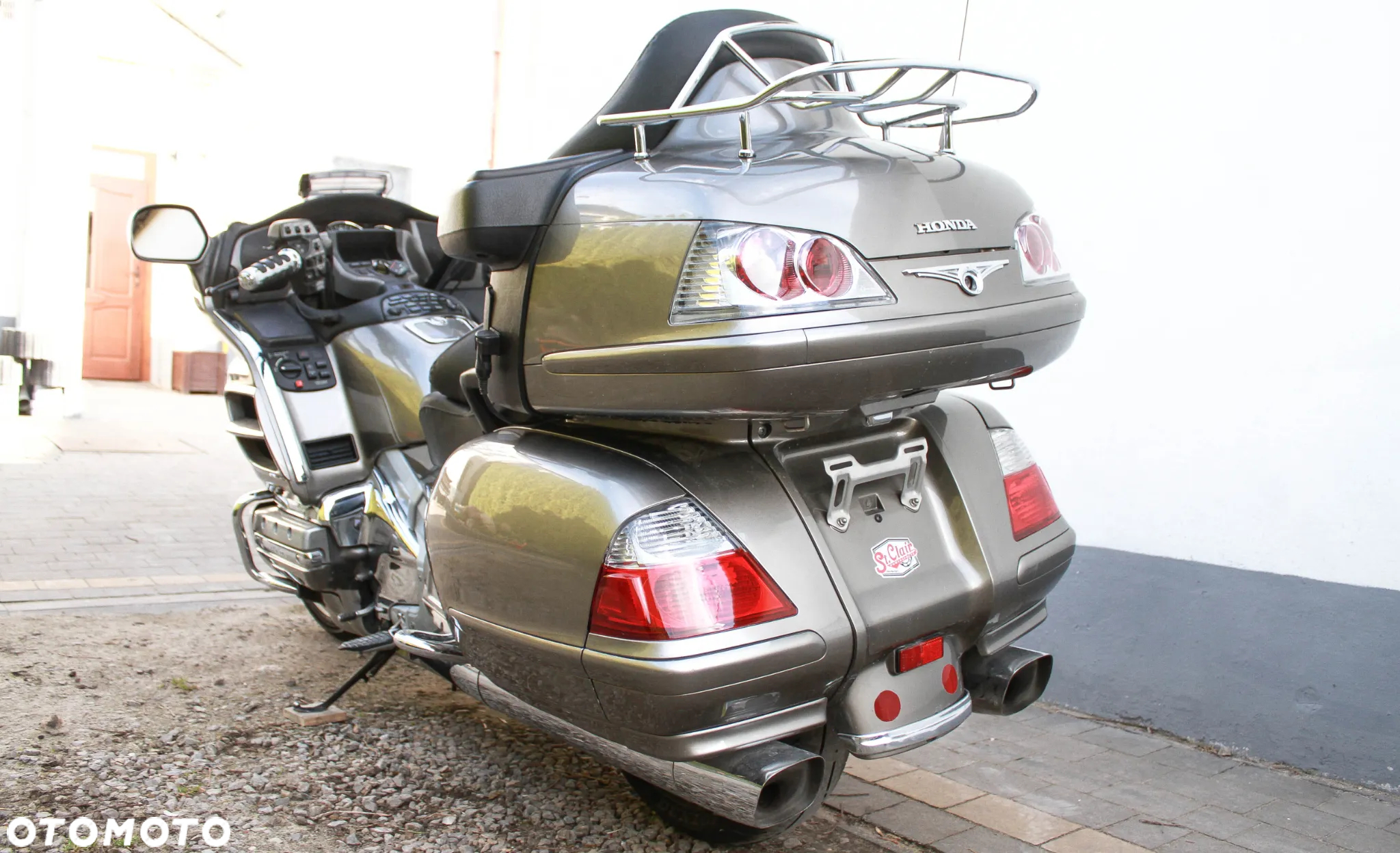 Honda GL - 8