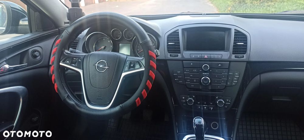 Opel Insignia 2.0 CDTI - 9