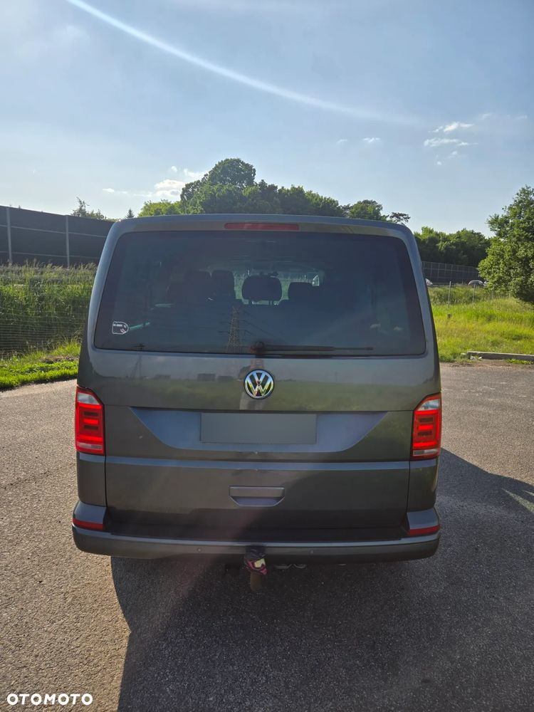 Volkswagen Caravelle - 3