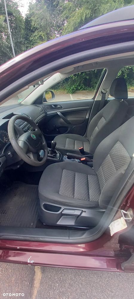 Skoda Octavia 1.4 Ambition - 7