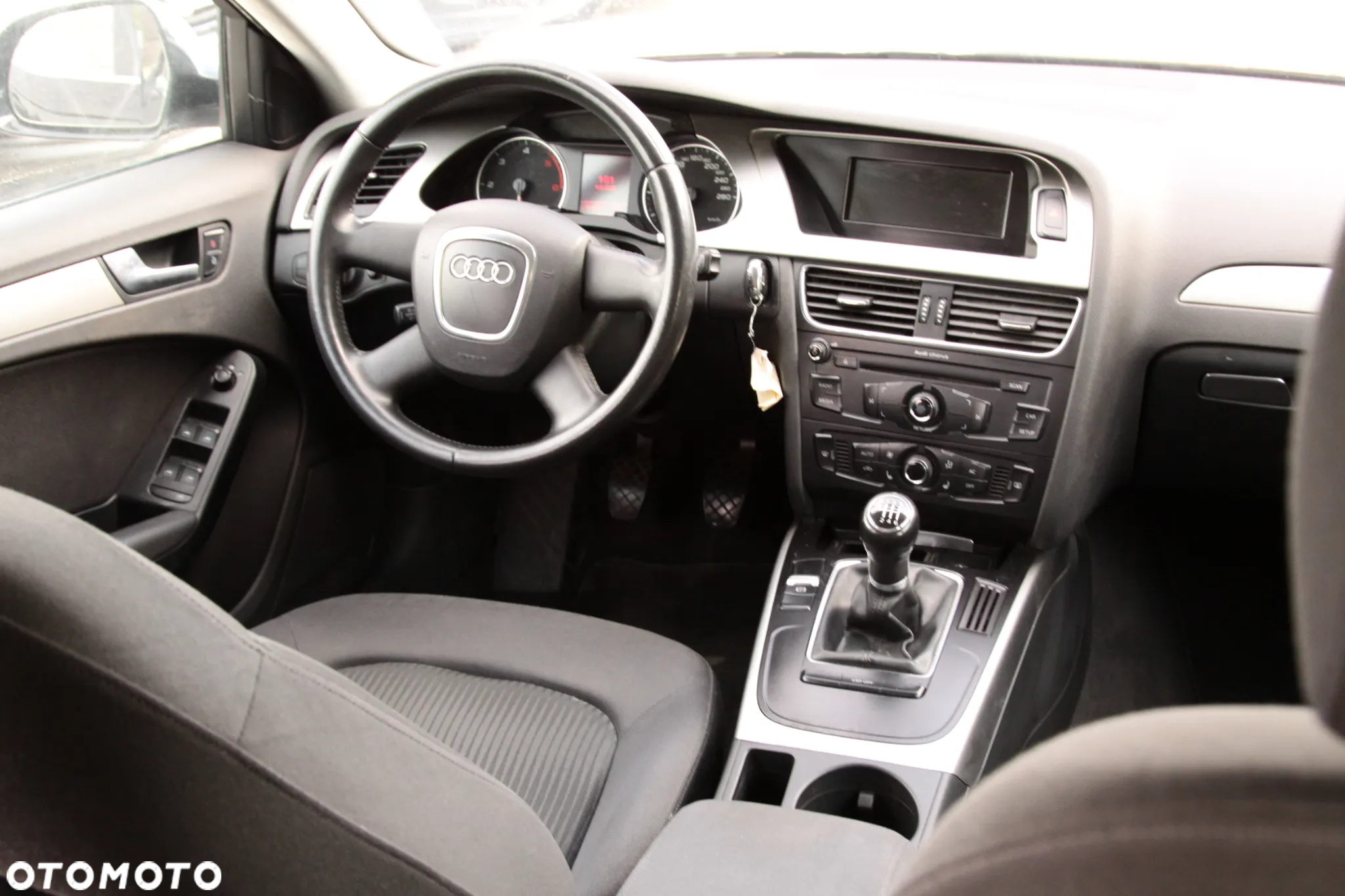 Audi A4 Avant 2.0 TDI DPF Attraction - 14