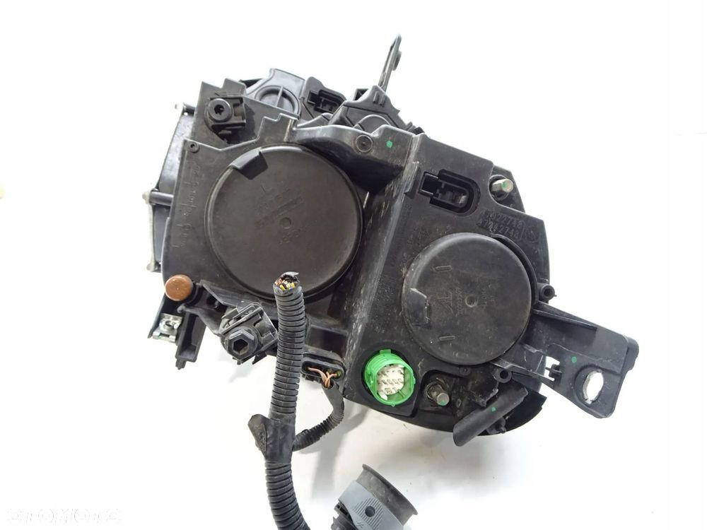 lampa prawy przód alfa romeo giulietta anglik - 5