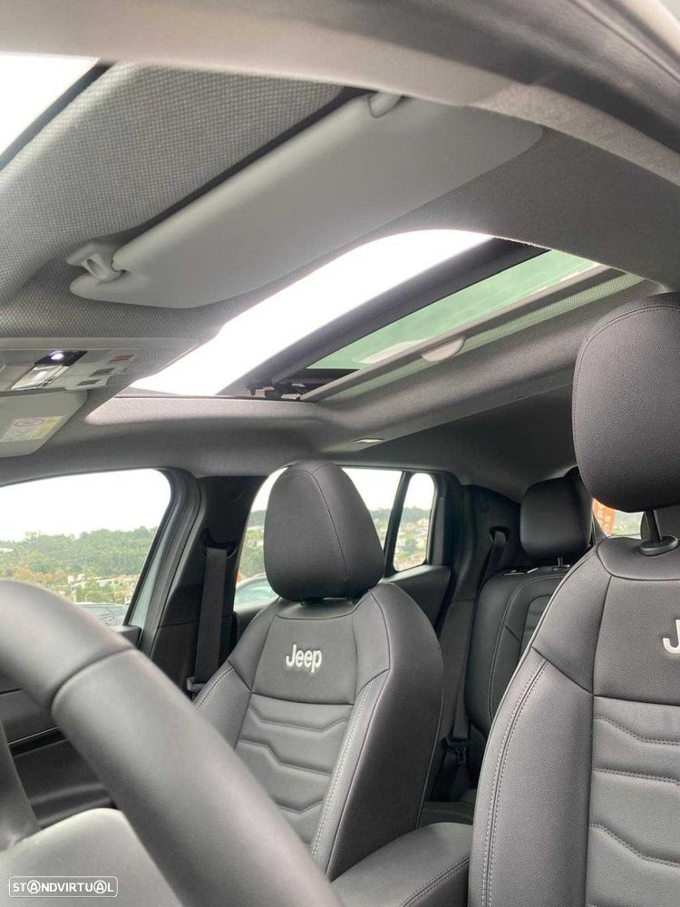 Jeep Avenger 54 kWh Altitude - 27