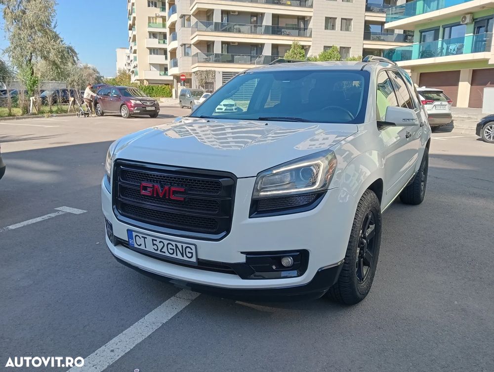 GMC Acadia - 1