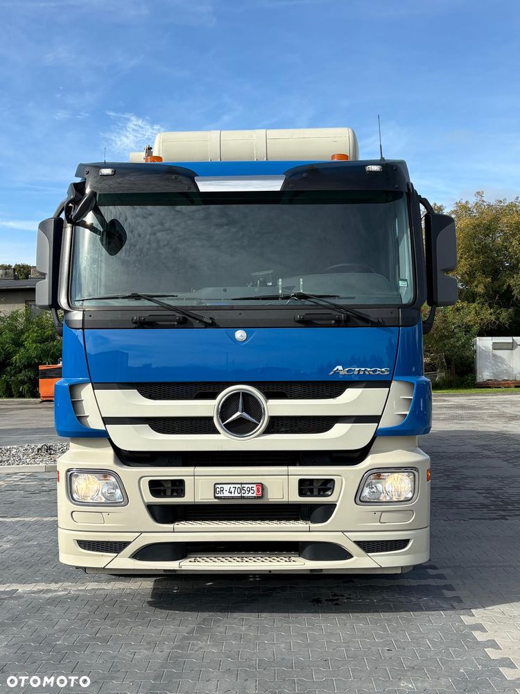 Mercedes-Benz 3248 - 13