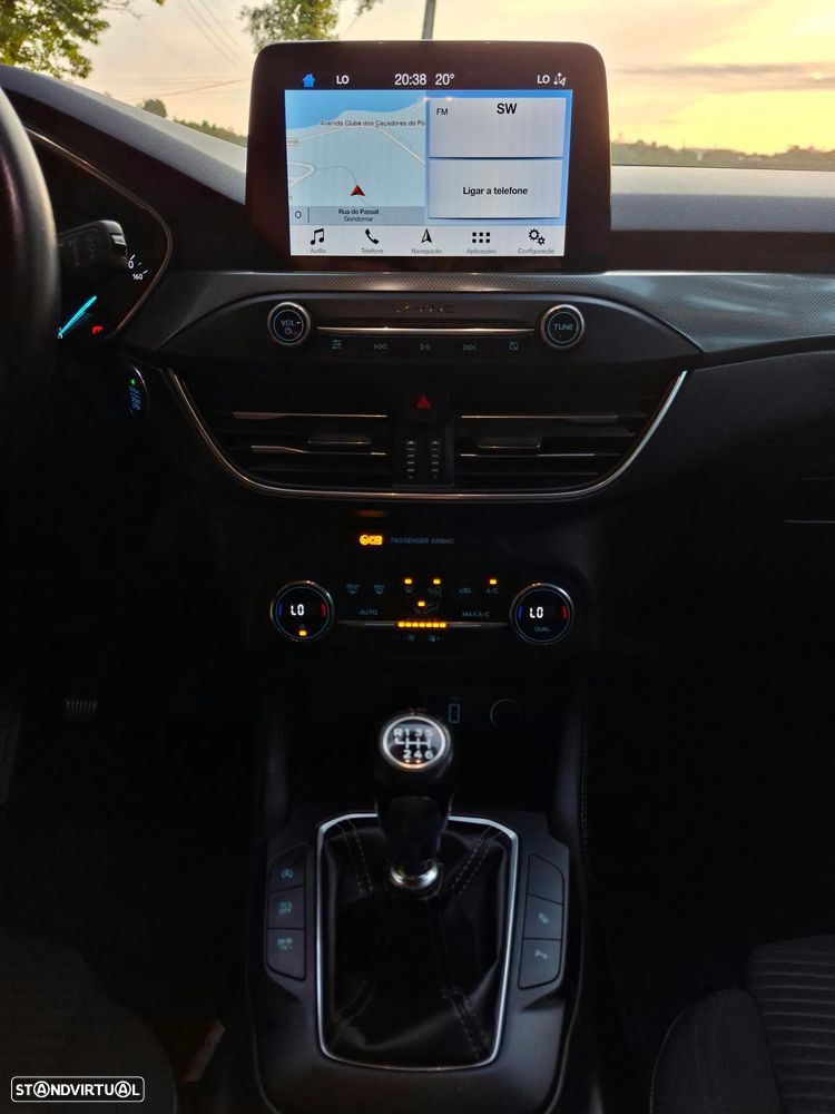 Ford Focus SW 1.5 TDCi EcoBlue Titanium - 11