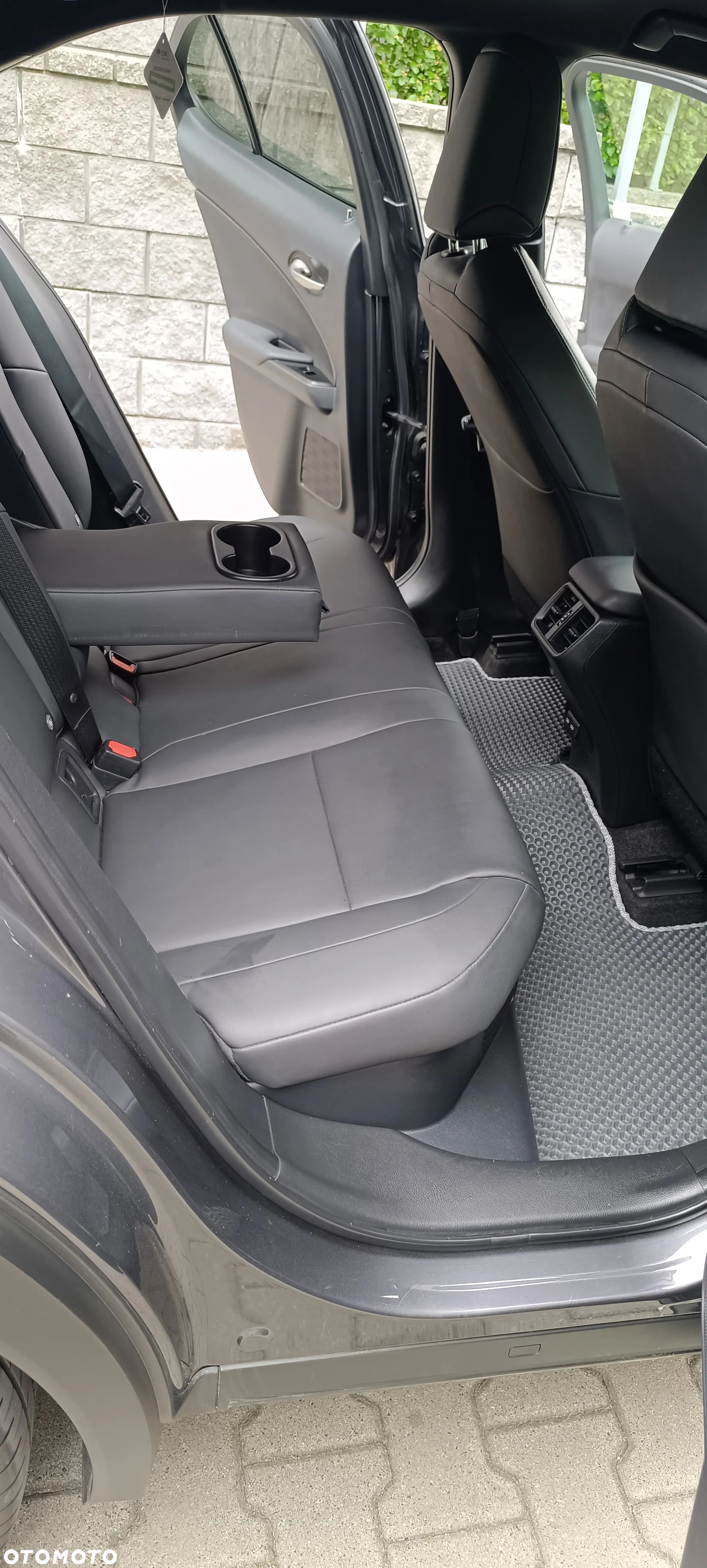 Lexus UX 250h GPF F Impression 2WD - 30