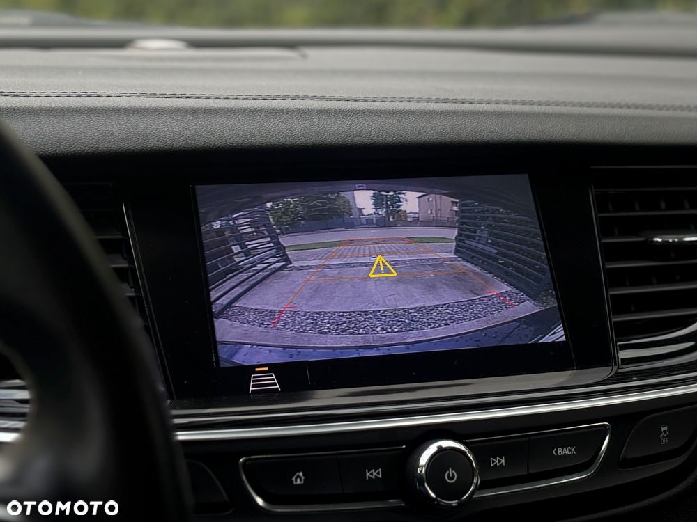 Opel Insignia - 8