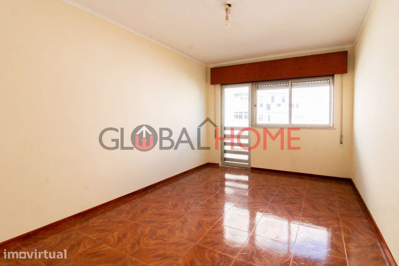 Apartamento T3 com Garagem Box em Vila D'Este - Grande imagem: 2/40