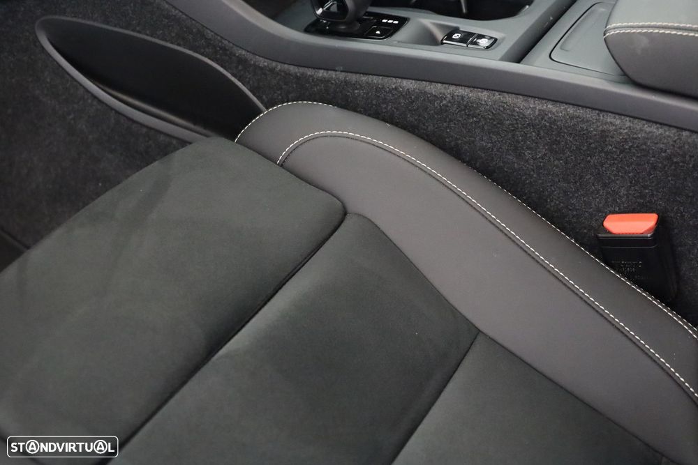 Volvo XC 40 2.0 B3 Core - 10