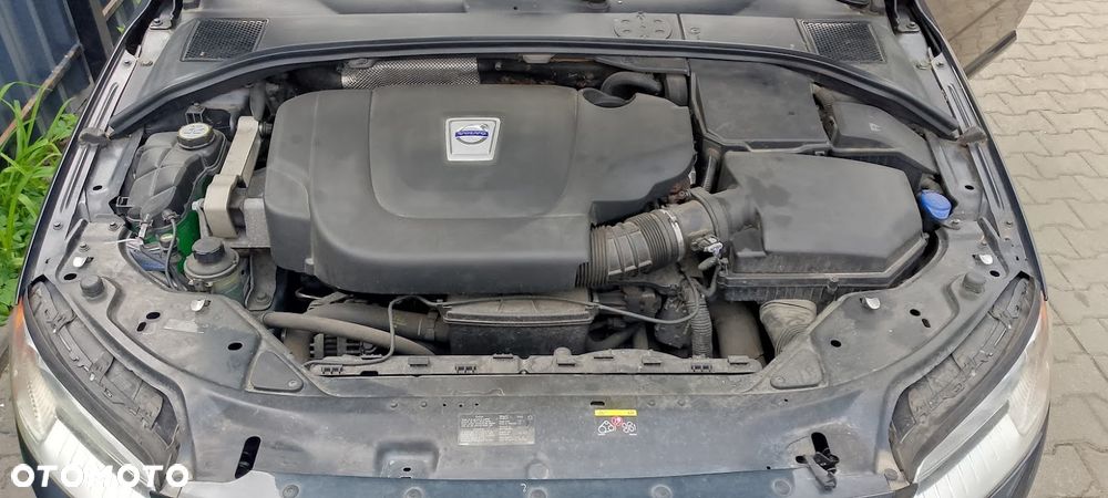 Volvo V70 D3 Kinetic - 28
