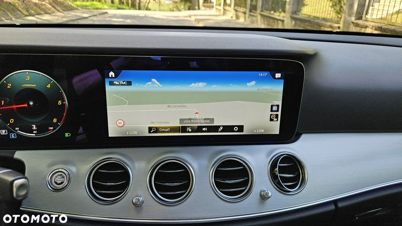 Mercedes-Benz Klasa E - 29