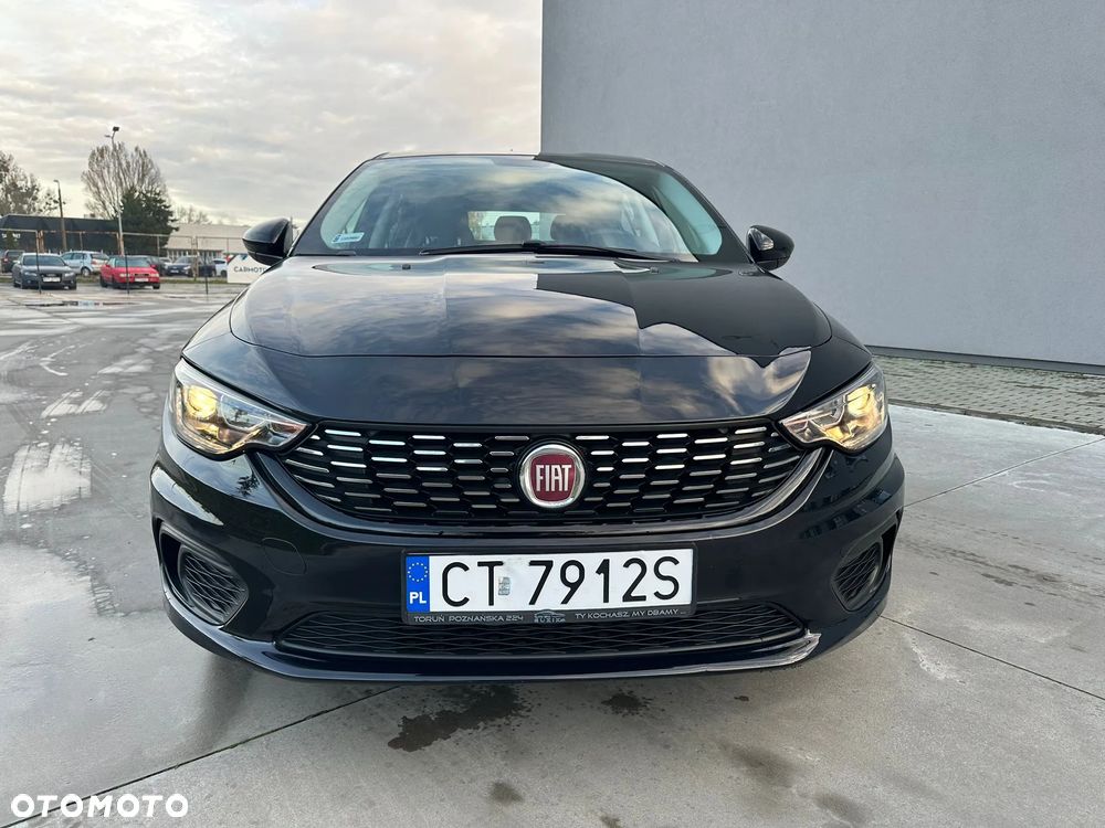 Fiat Tipo 1.4 T-Jet 16v Easy - 2