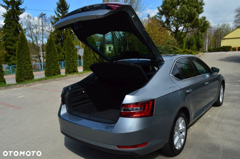 Skoda Superb - 19