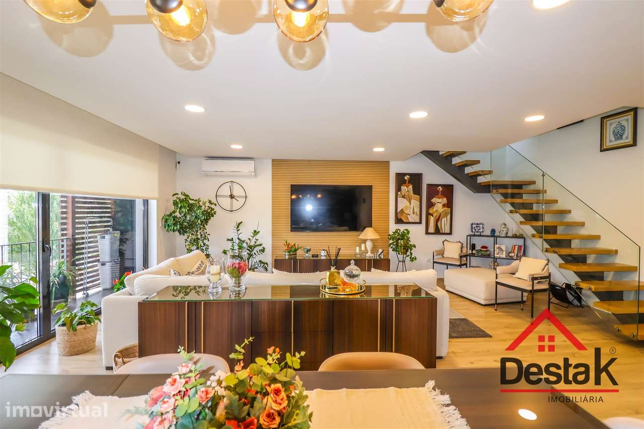 Apartamento T5 Duplex de Excelência na Avenida da Europa - Grande imagem: 3/34