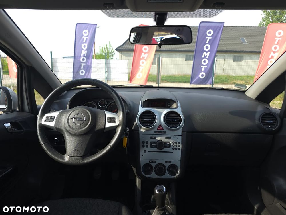 Opel Corsa 1.4 16V Edition - 30