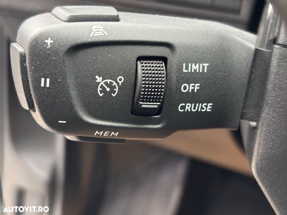 Peugeot 3008 225 e-EAT8 Allure Pack - 19