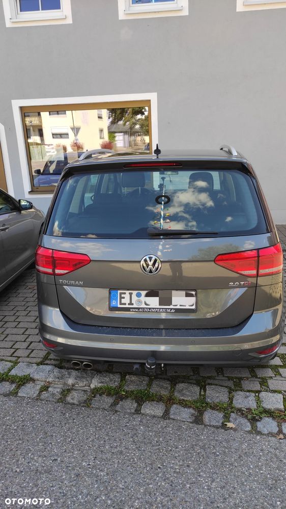 Volkswagen Touran 2.0 TDI BMT Highline DSG - 3