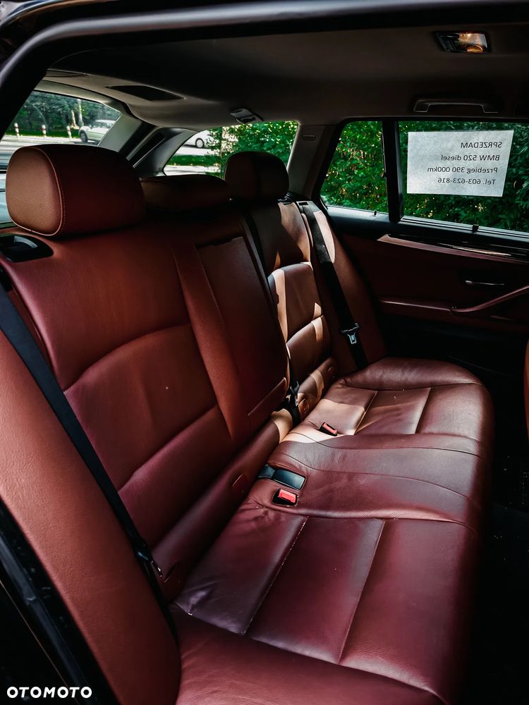 BMW Seria 5 520d Modern Line - 19