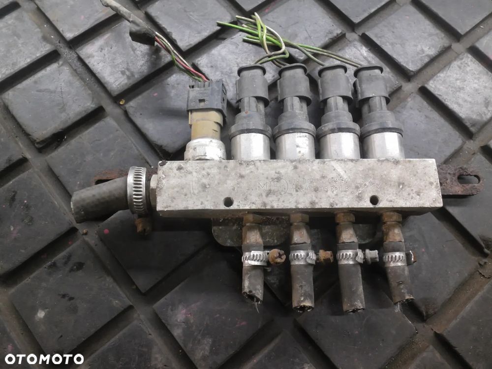 WTRYSK WTRYSKI listwa WTRYSKIWACZE LPG BRC POMARAŃCZOWY 4 szt - 1