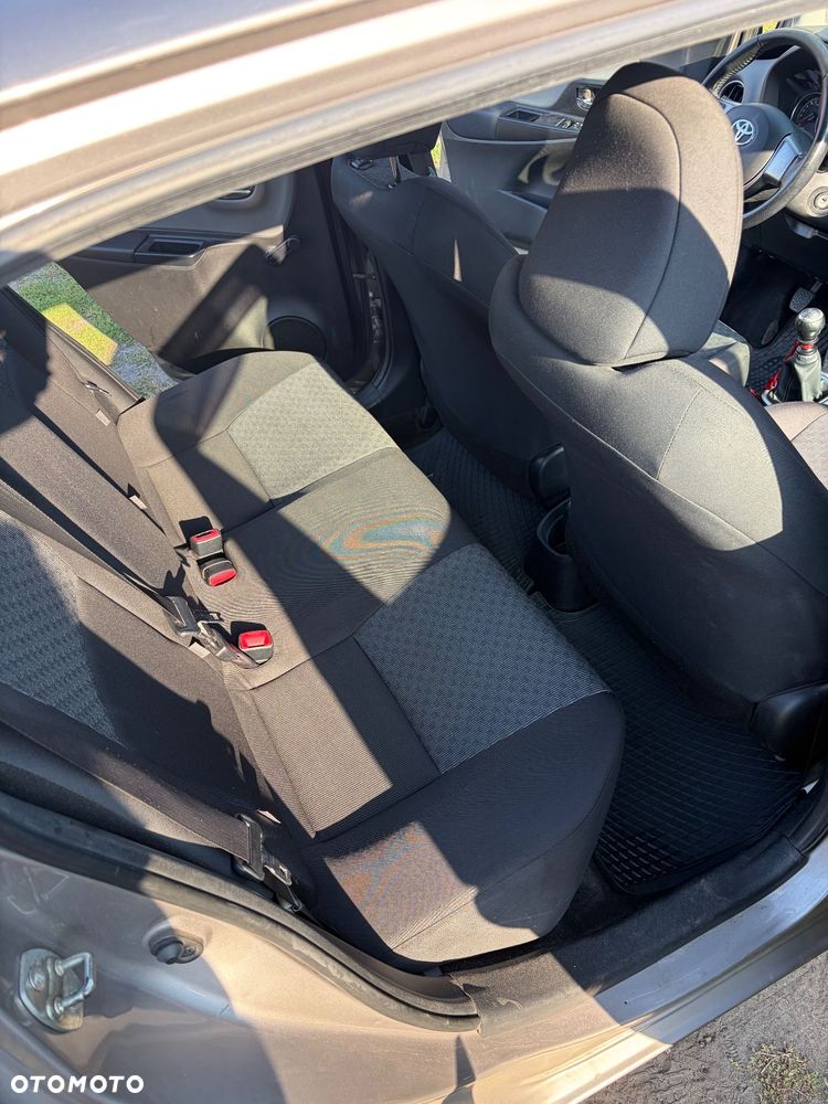 Toyota Yaris 1.33 Active - 18